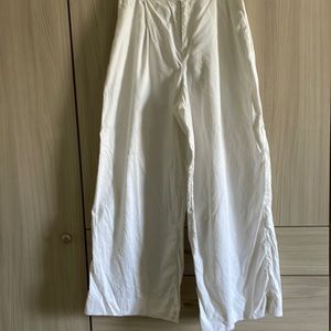 White banana Republic wide leg high waisted all cotton summer pants